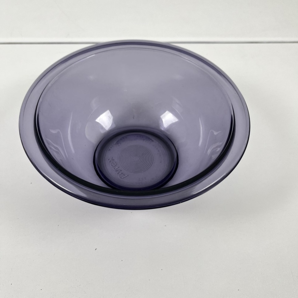 Vintage PYREX 322 Purple Amethyst Nesting Mixing Bowl 1 Quart Made in USA